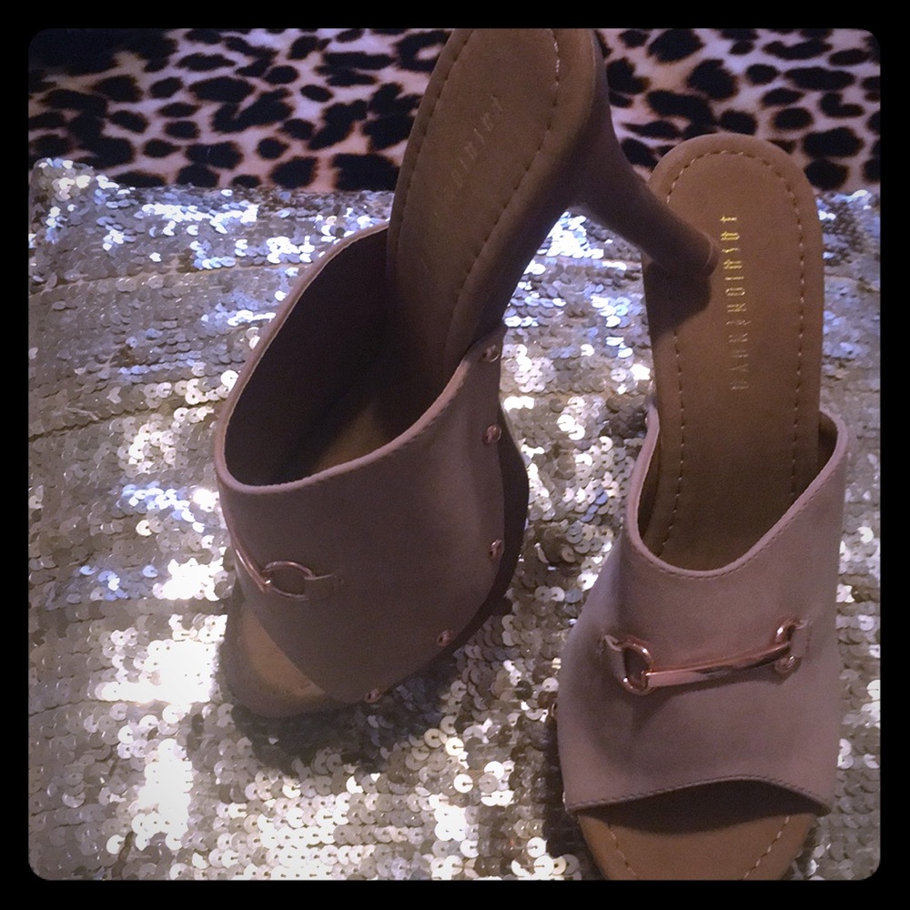 BRAND NEW heels!!!